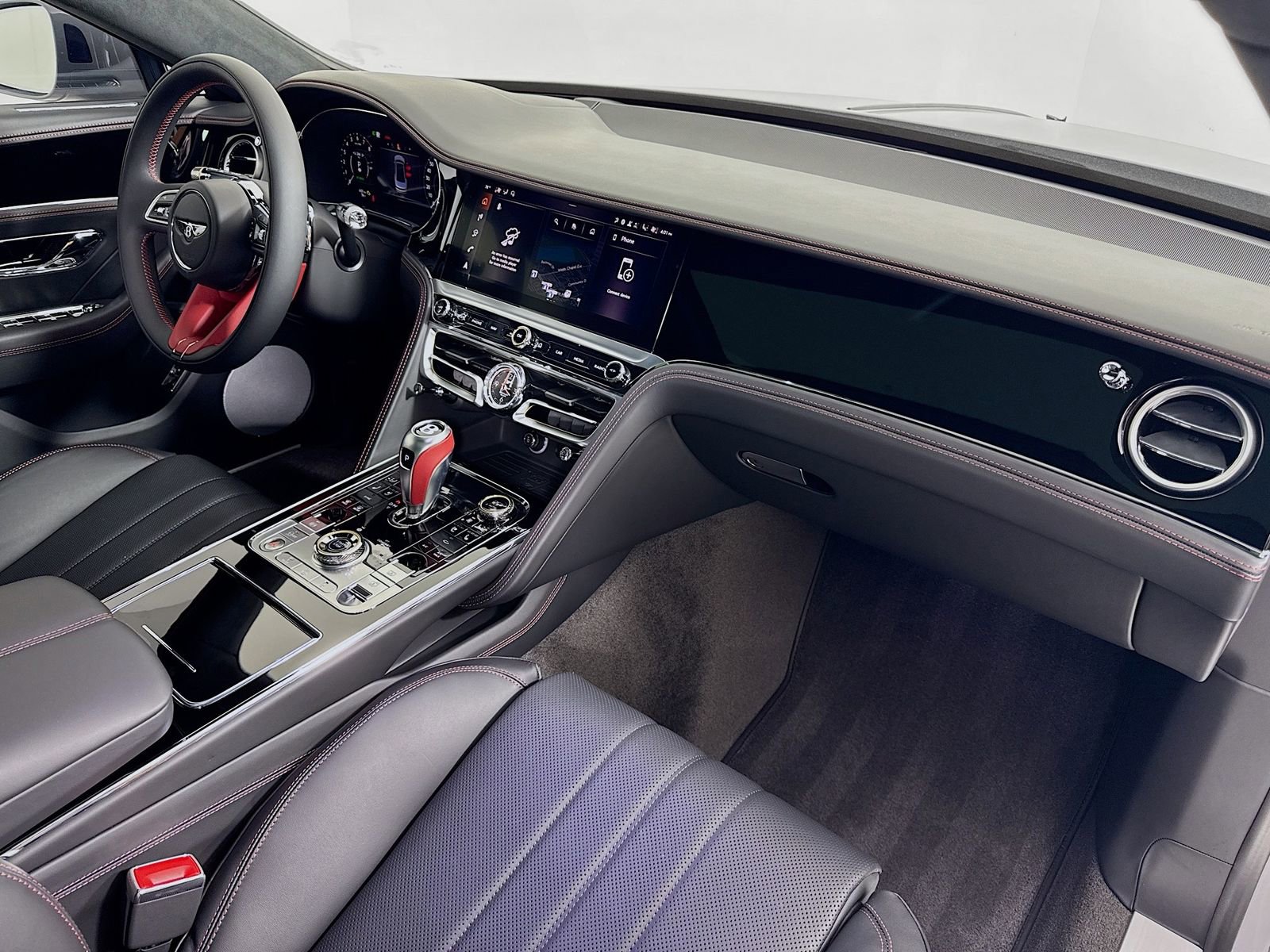 Used 2026 Bentley Flying Spur Plug-In Hybrid image 29