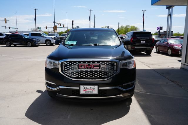 Used 2017 GMC Acadia Denali w/ Technology Package AWD/4WD image 29