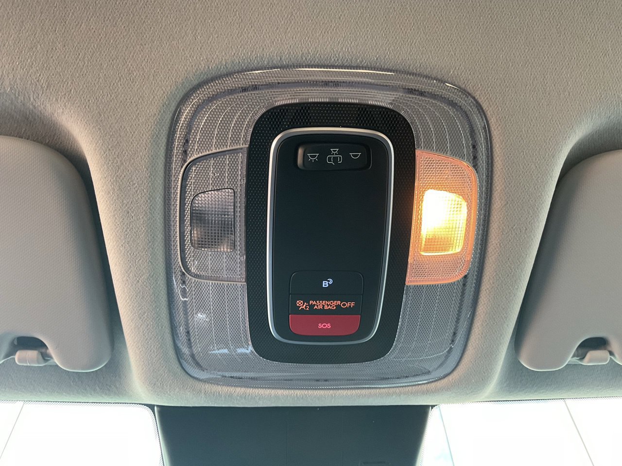 Used 2025 Hyundai Kona SEL FWD image 18