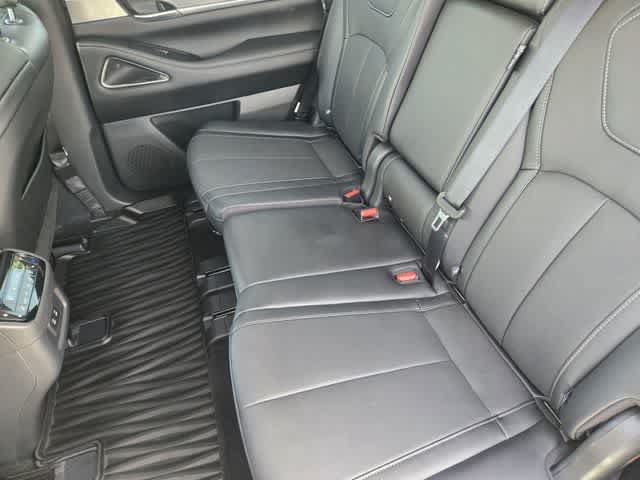 Certified 2026 INFINITI QX60 Luxe w/ Cargo Package AWD/4WD image 13