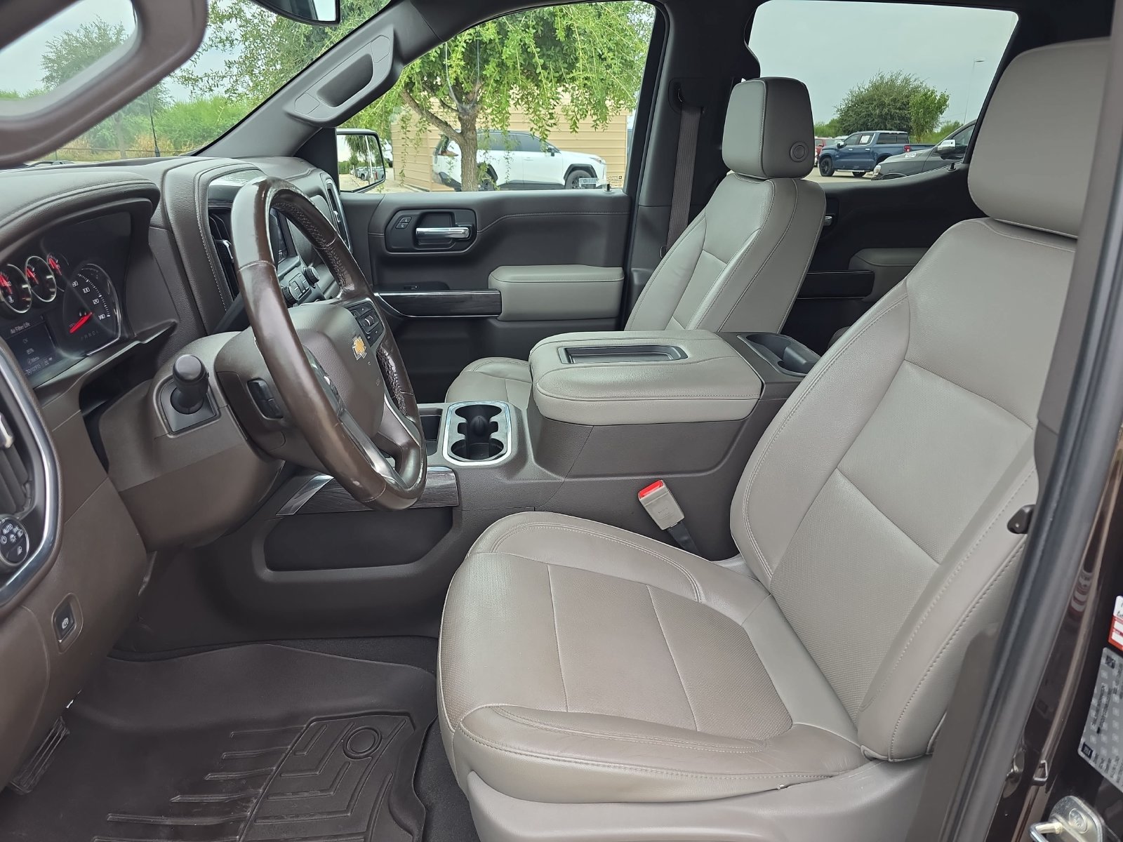 Used 2019 Chevrolet Silverado 1500 LTZ w/ LTZ Texas Edition AWD/4WD image 12