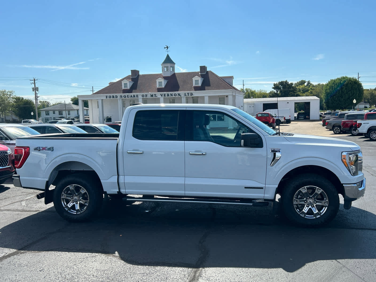 Used 2023 Ford F150 XLT w/ Equipment Group 302A High AWD/4WD image 4