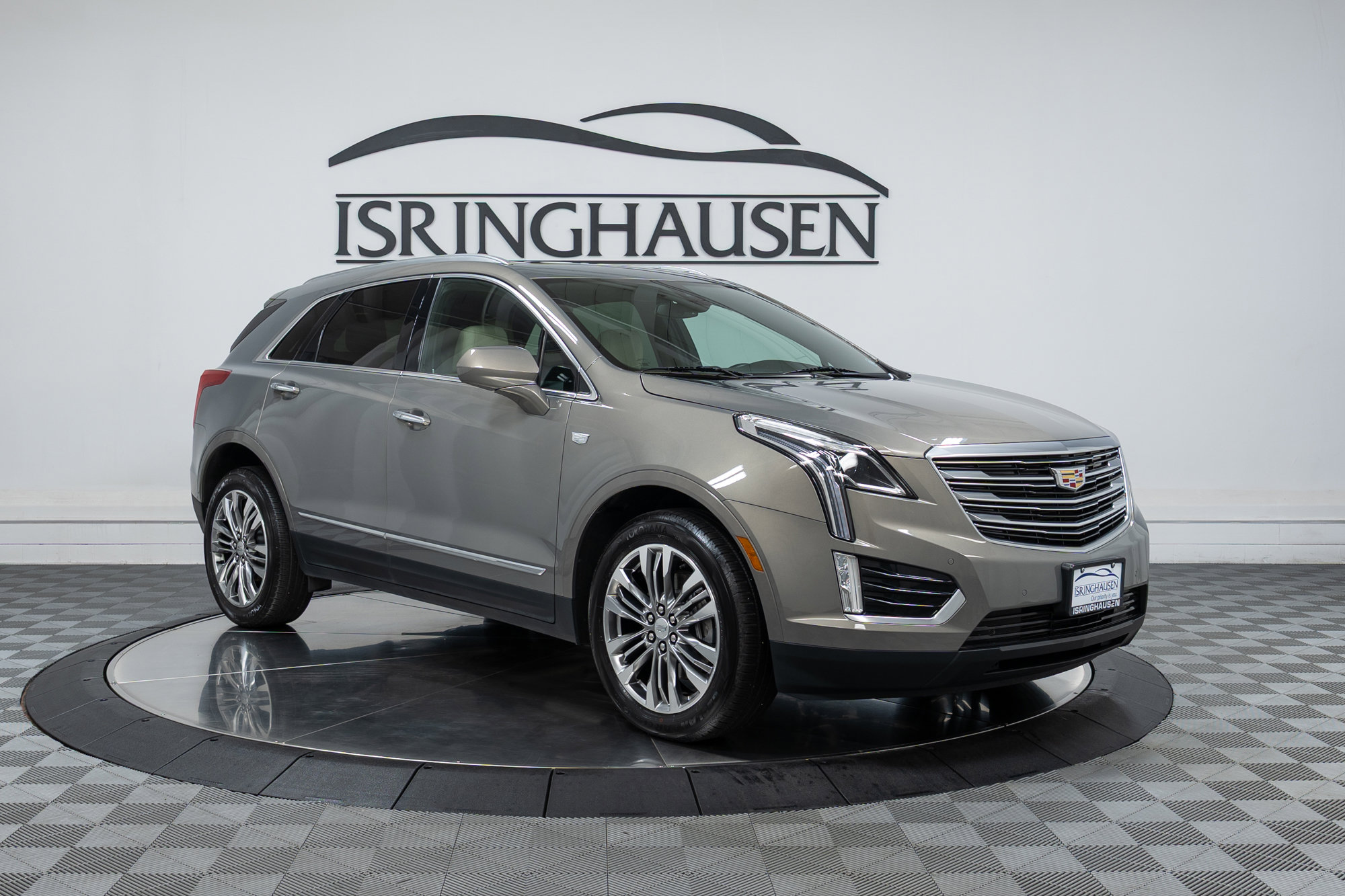 Used 2017 Cadillac XT5 Premium Luxury image 3