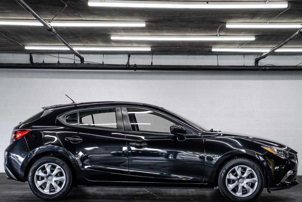 Used 2015 MAZDA MAZDA3 i Sport image 6