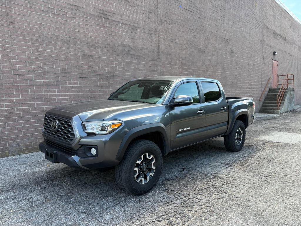 Used 2023 Toyota Tacoma TRD Off-Road AWD/4WD image 1