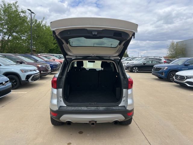 Used 2019 Ford Escape Titanium AWD/4WD image 9
