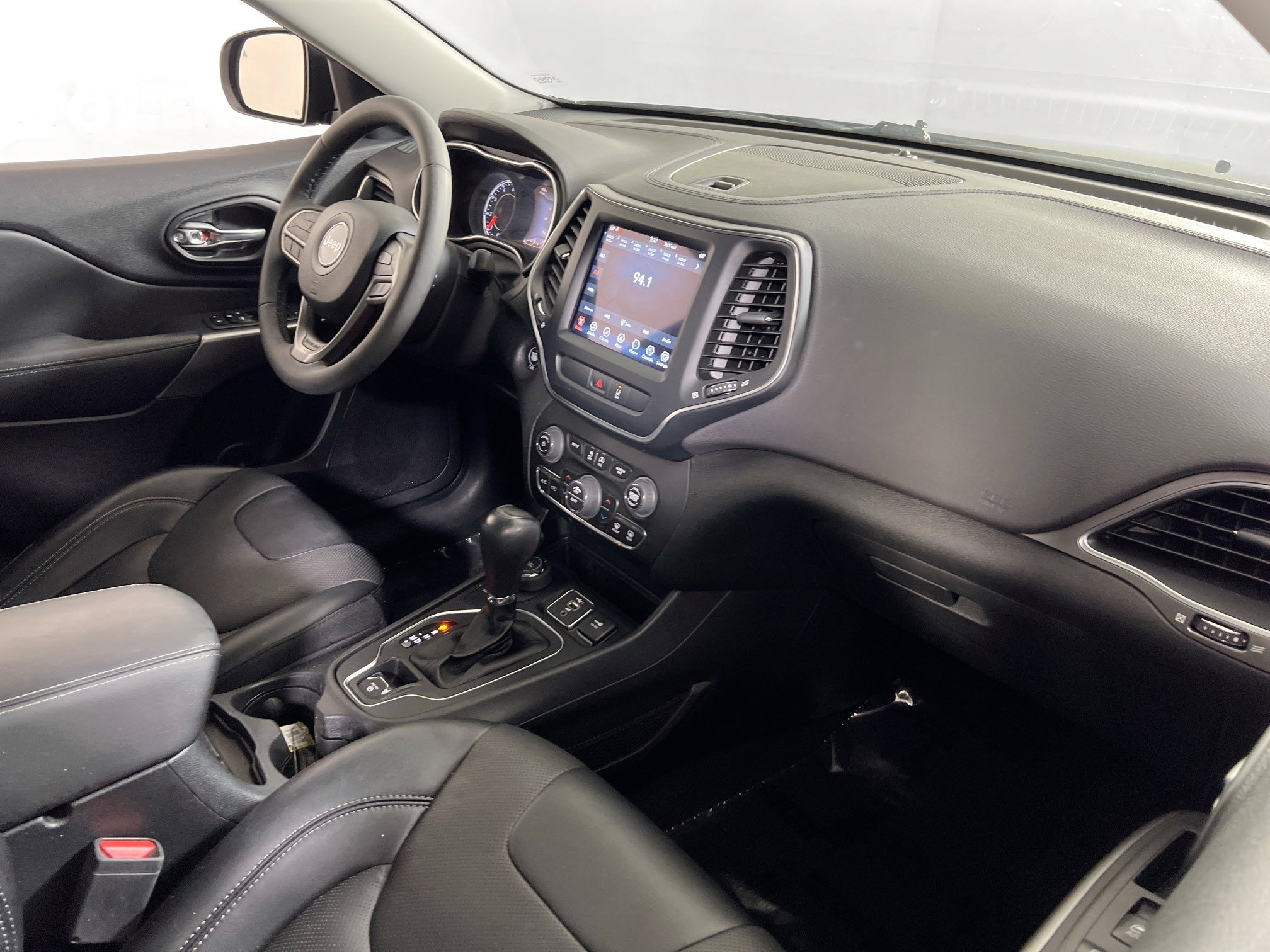 Used 2022 Jeep Cherokee Latitude Lux AWD/4WD image 27