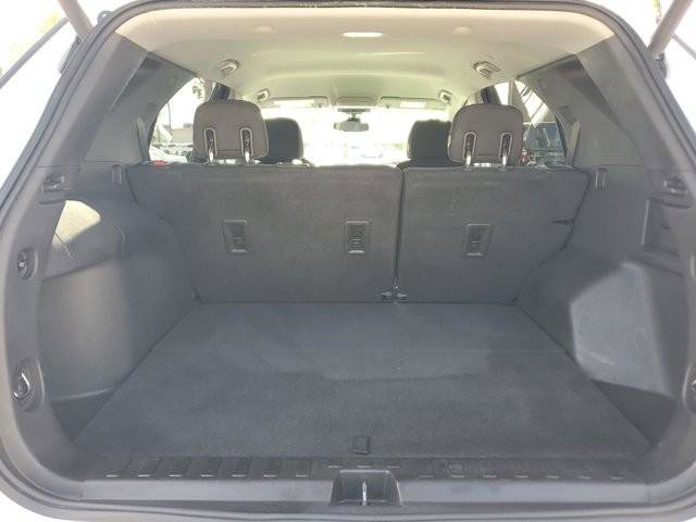 Used 2020 Chevrolet Equinox LT image 11