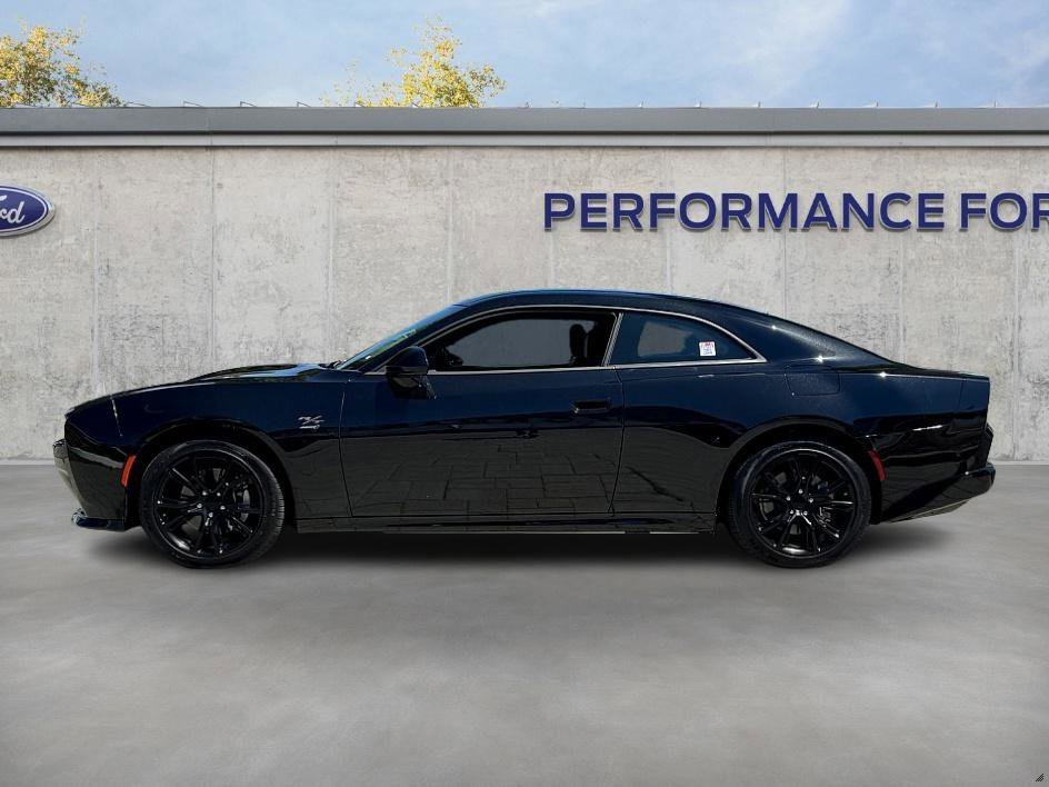 Used 2025 Dodge Charger R/T w/ Quick Order Package 25M R/T image 10