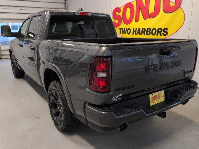 New 2026 RAM 1500 4x4 Crew Cab image 4