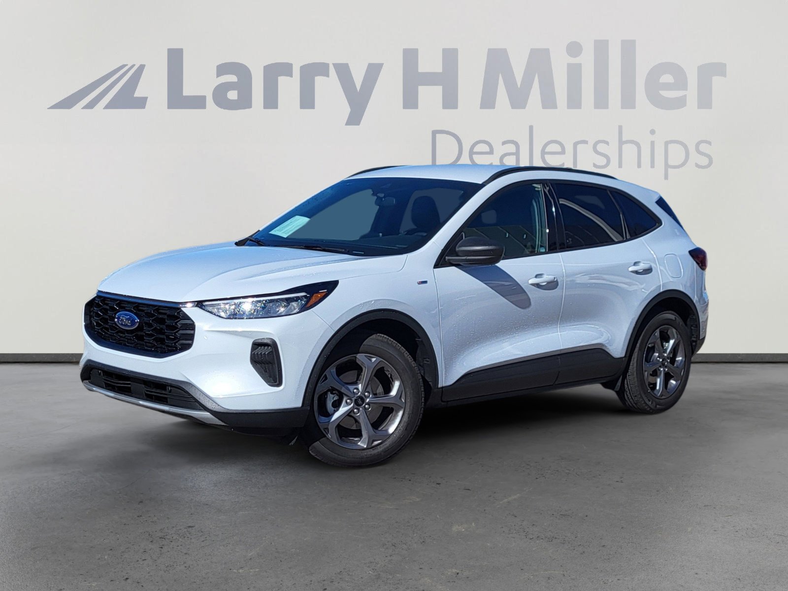 Used 2026 Ford Escape ST-Line w/ Cold Weather Package