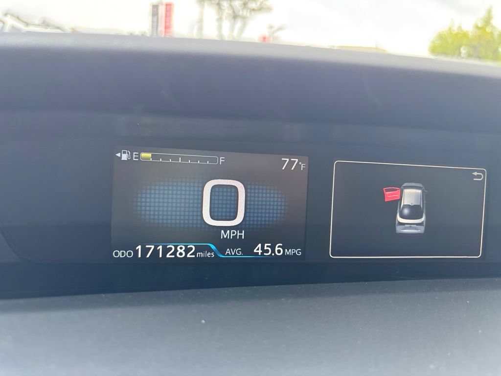 Used 2022 Toyota Prius LE FWD image 20