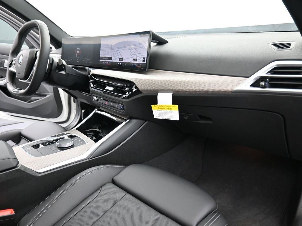 New 2025 BMW 330i xDrive Sedan w/ Convenience Package image 19