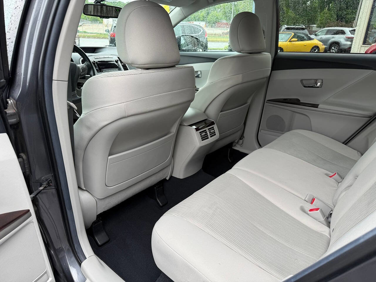 Used 2011 Toyota Venza AWD w/ Convenience Pkg image 57