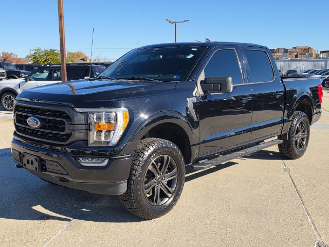 Used 2022 Ford F150 XLT w/ Equipment Group 302A High AWD/4WD image 11