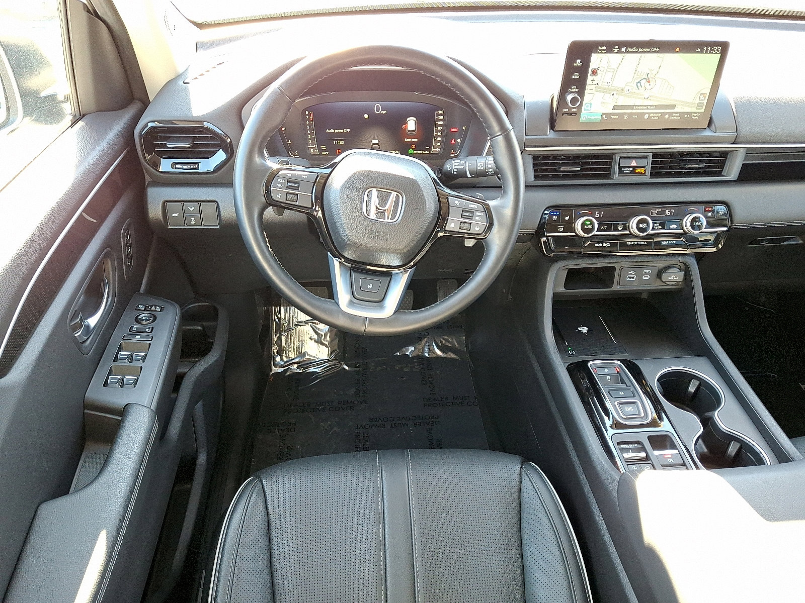 Used 2024 Honda Pilot Elite image 11