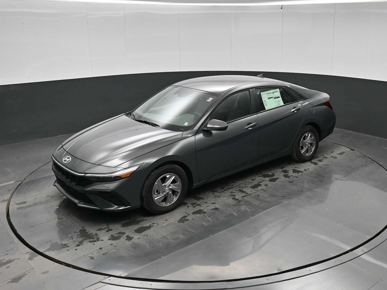New 2026 Hyundai Elantra SE FWD image 26