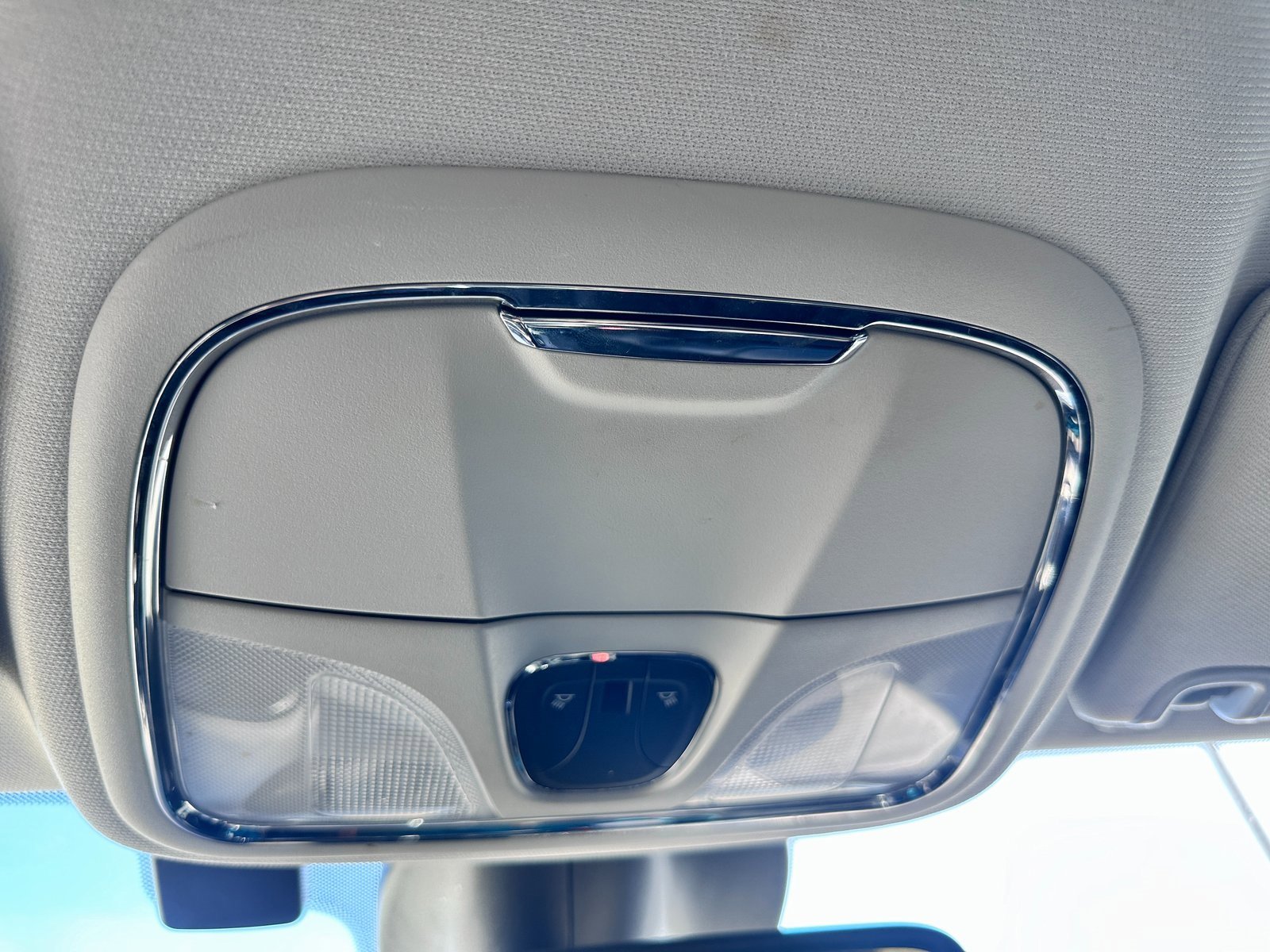 Used 2021 Jeep Cherokee Trailhawk w/ Technology Group image 23