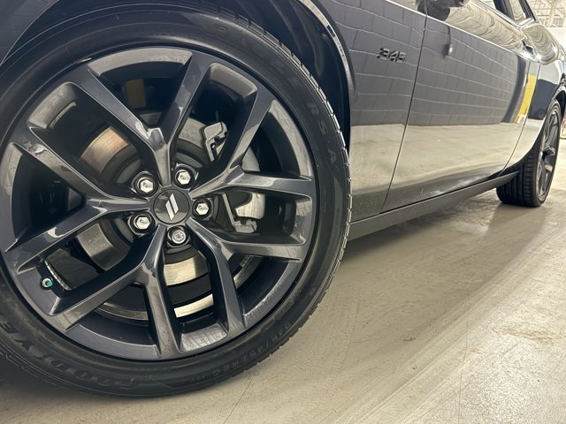 Used 2023 Dodge Challenger R/T w/ Blacktop Package image 35