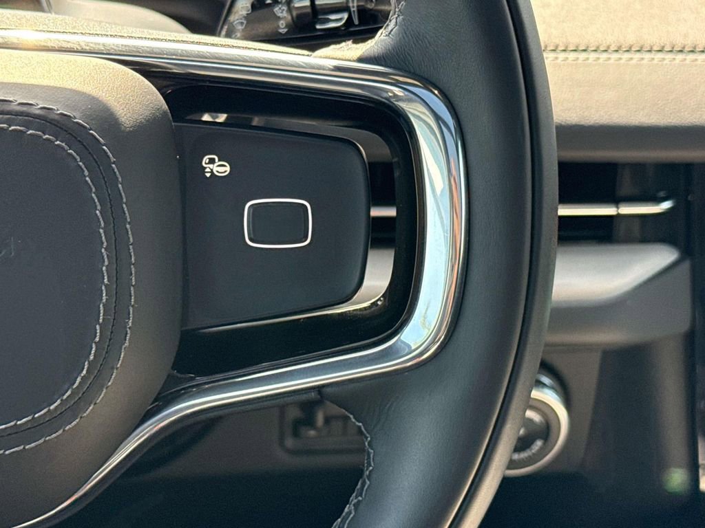 Used 2025 Lincoln Navigator Reserve w/ Jet Appearance Package image 20