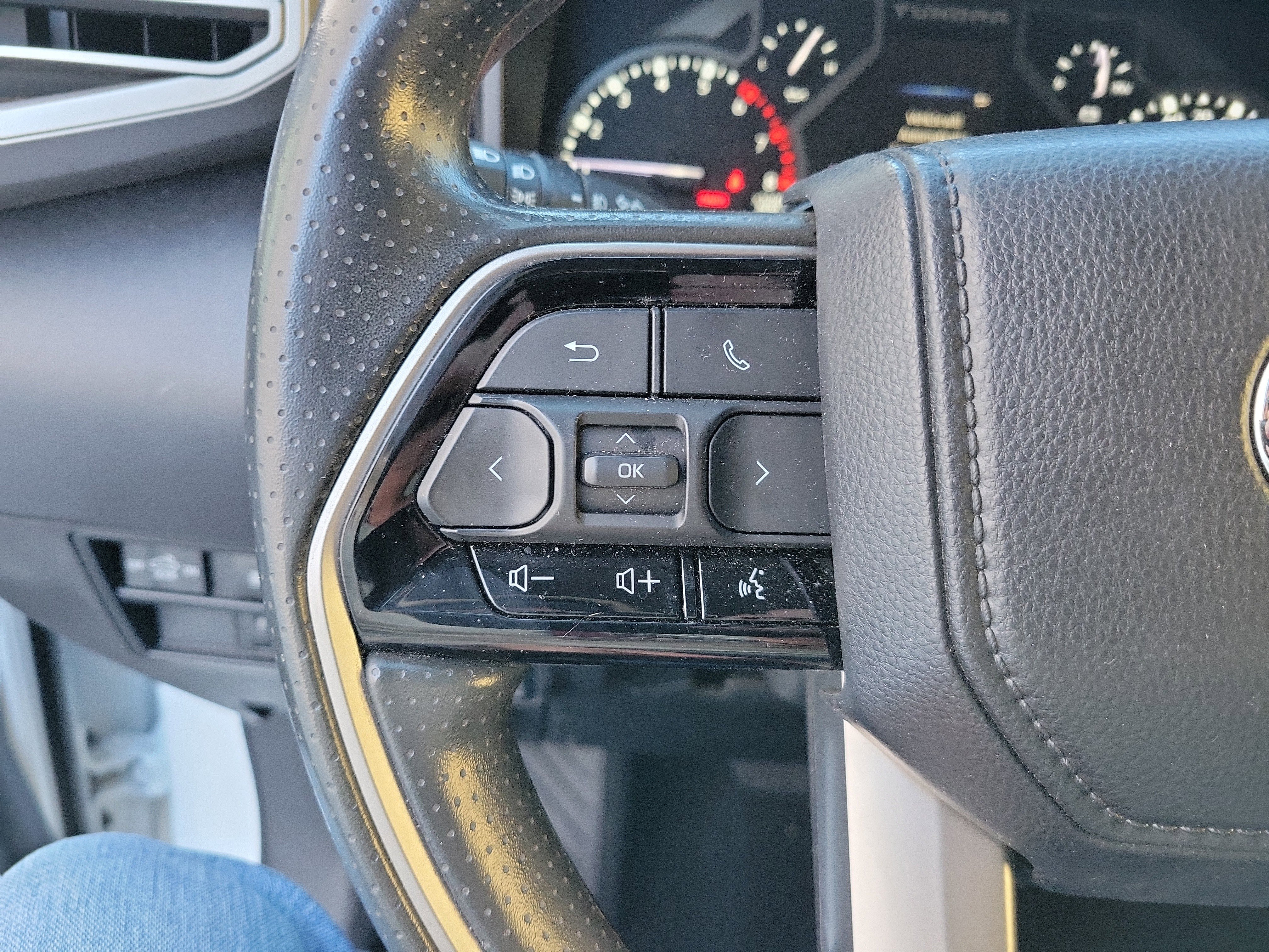 Used 2024 Toyota Tundra SR5 image 23