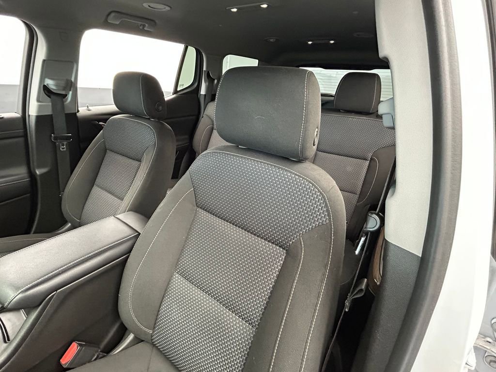 Used 2022 GMC Acadia SLE w/ Driver Convenience Package image 11