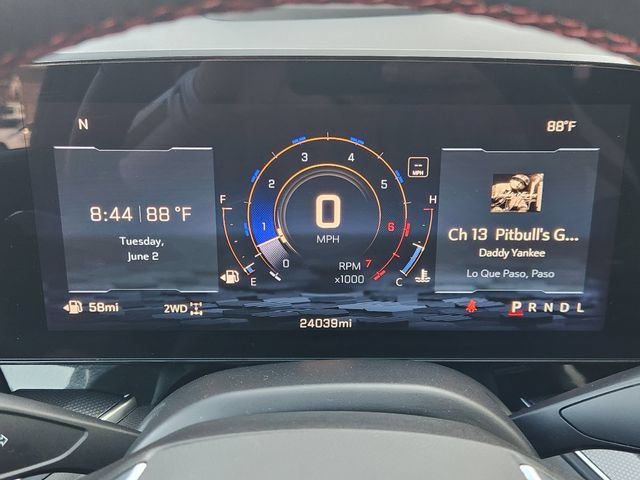 Used 2025 Chevrolet Suburban RST w/ RST Capability Package AWD/4WD image 7
