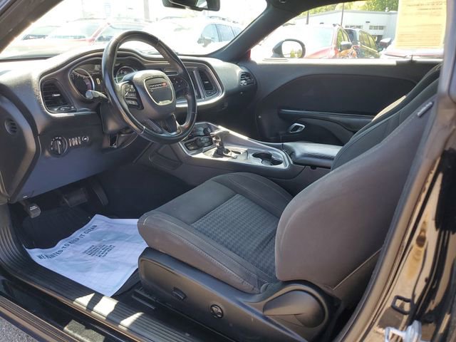 Certified 2019 Dodge Challenger SXT image 11