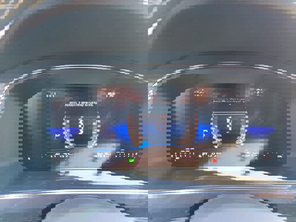 Used 2024 Volkswagen Tiguan SE image 11