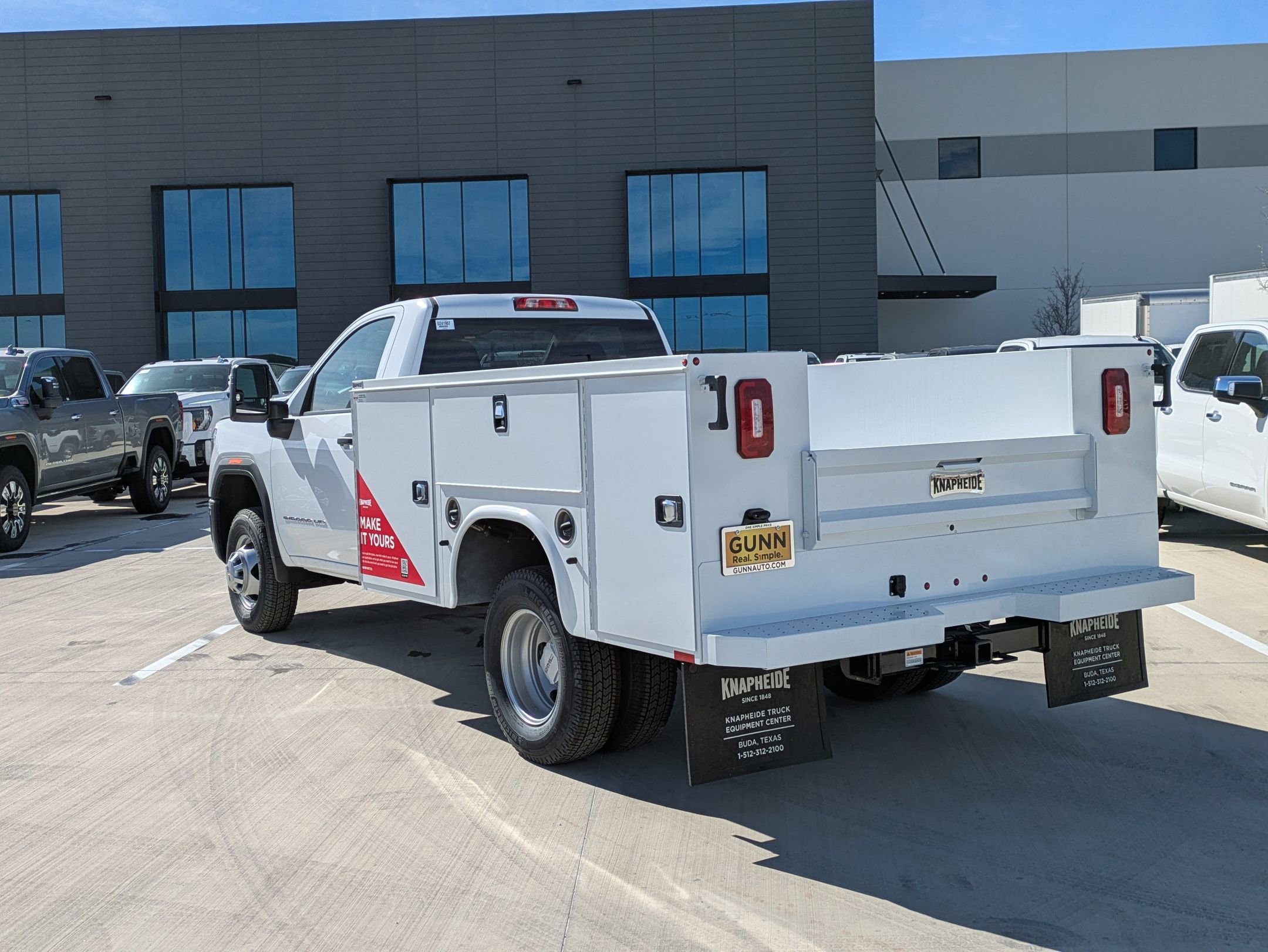 New 2024 GMC Sierra 3500 Pro w/ Convenience Package image 5