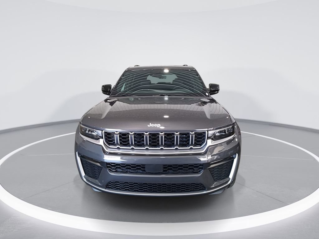 New 2026 Jeep Grand Cherokee Limited AWD/4WD image 3