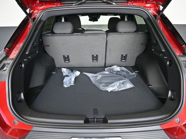 New 2026 Chevrolet Equinox EV LT image 36