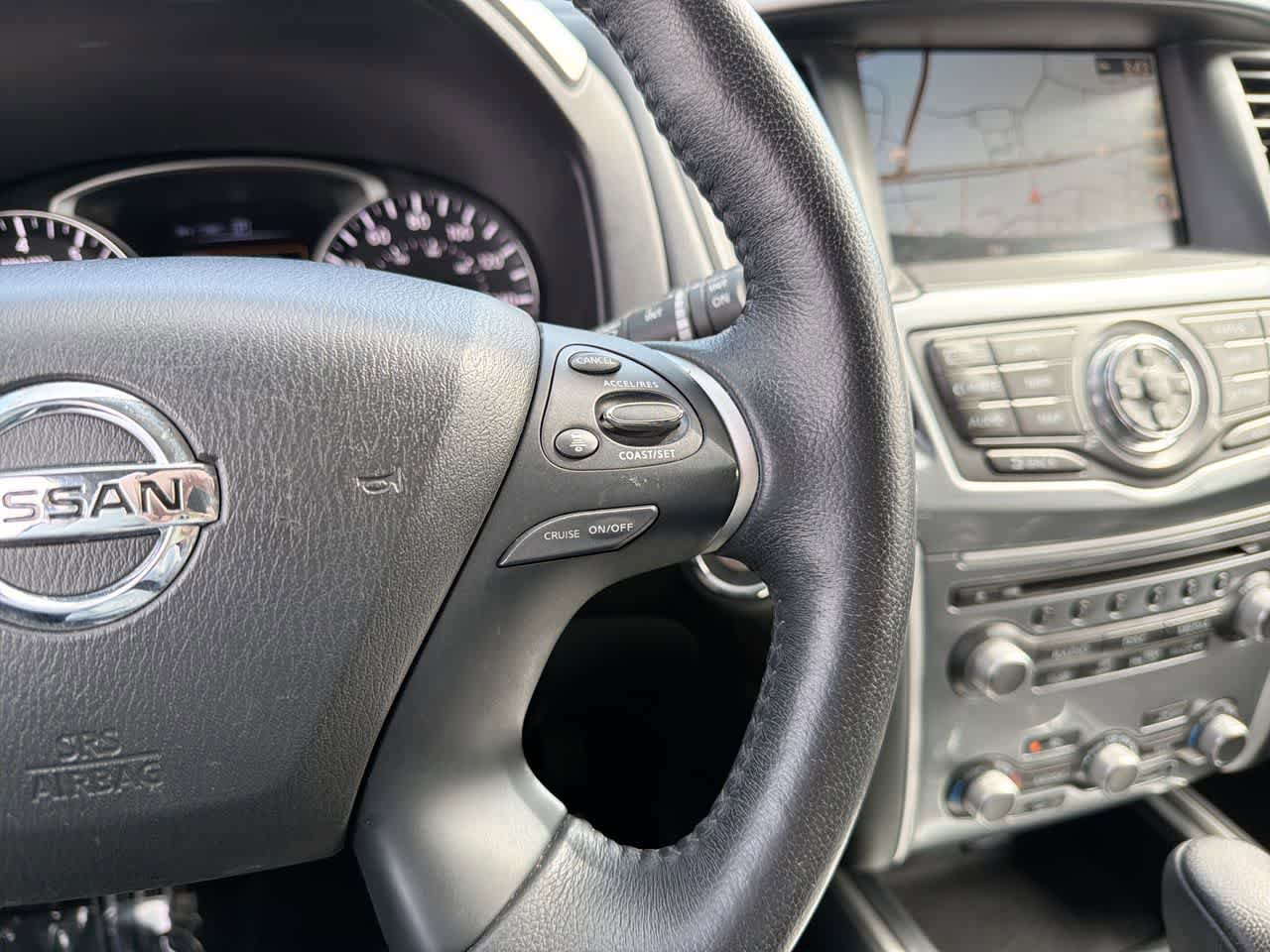 Used 2019 Nissan Pathfinder SL AWD/4WD image 30