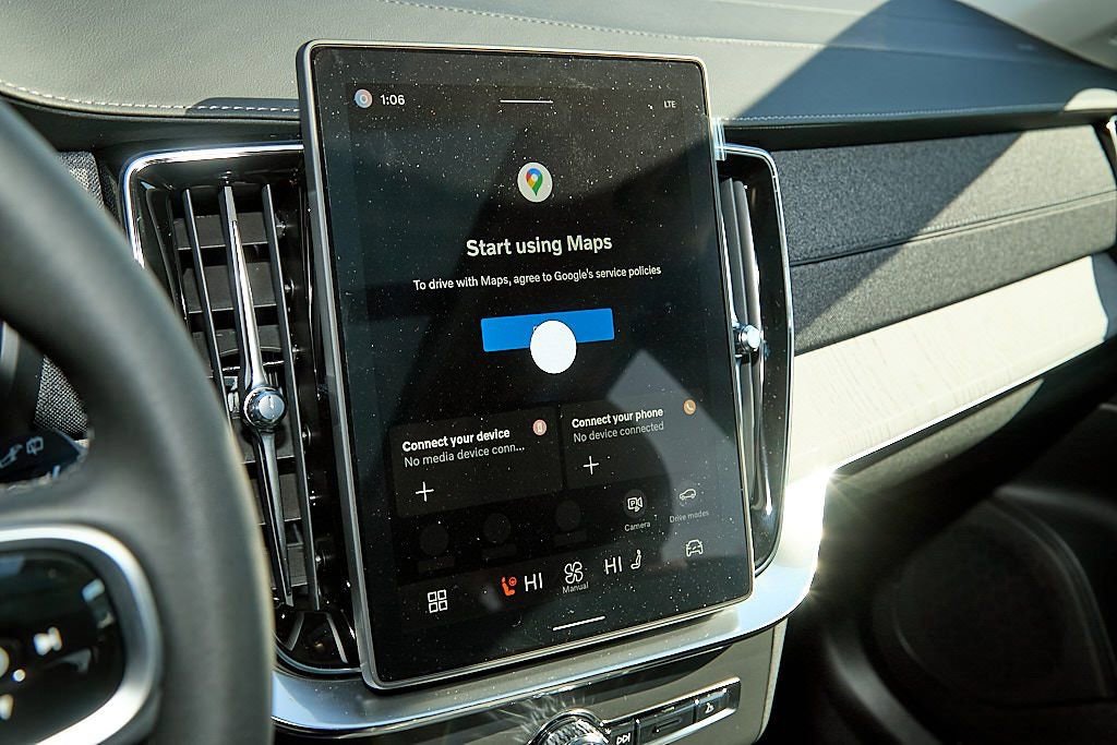 New 2026 Volvo XC90 B6 Ultra w/ Protection Package image 15