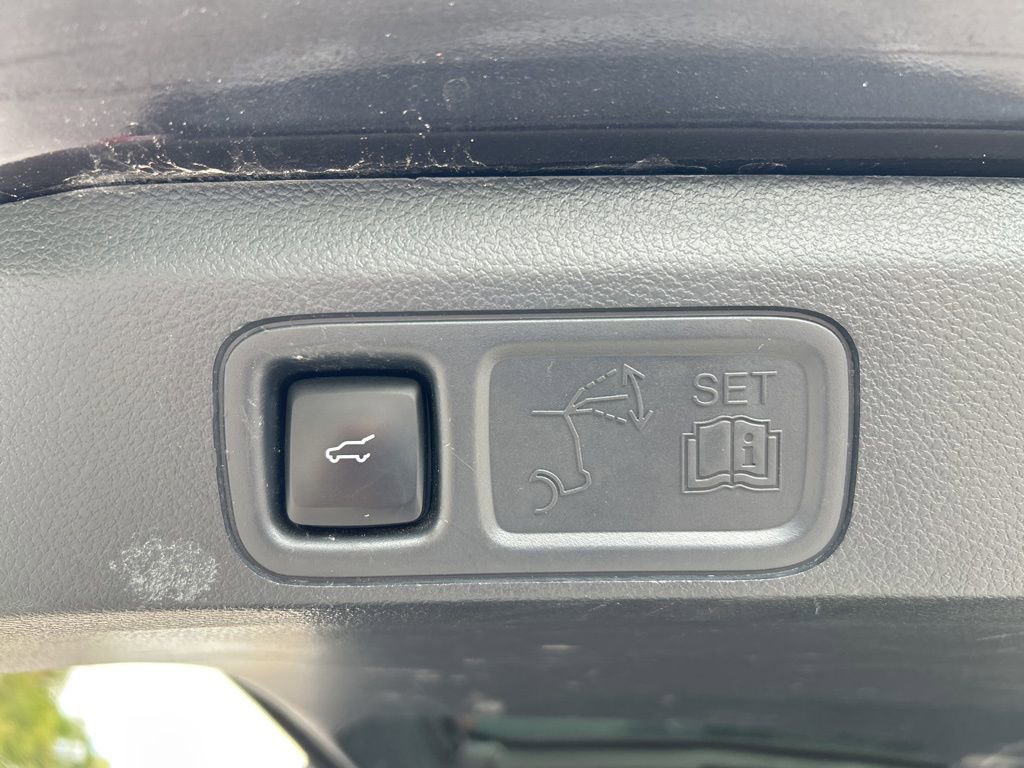 Used 2024 Ford Expedition Max Limited image 11