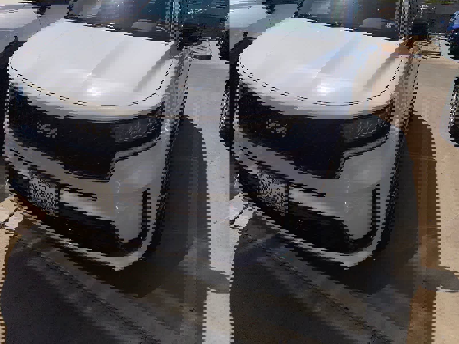 Used 2023 Kia Sorento S image 14