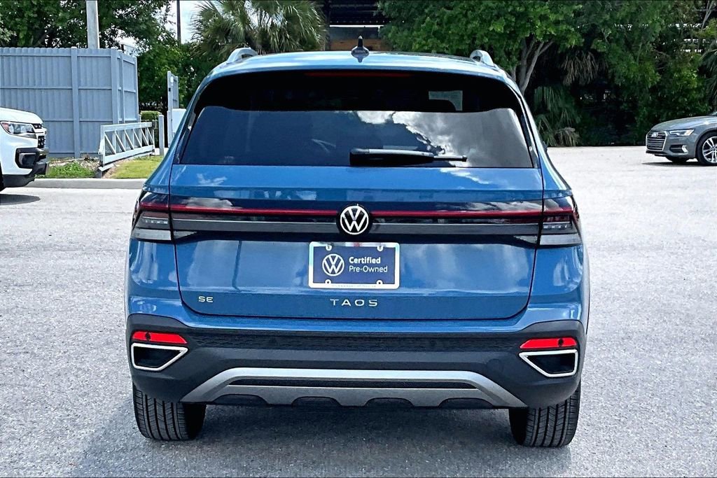 Used 2025 Volkswagen Taos SE image 6