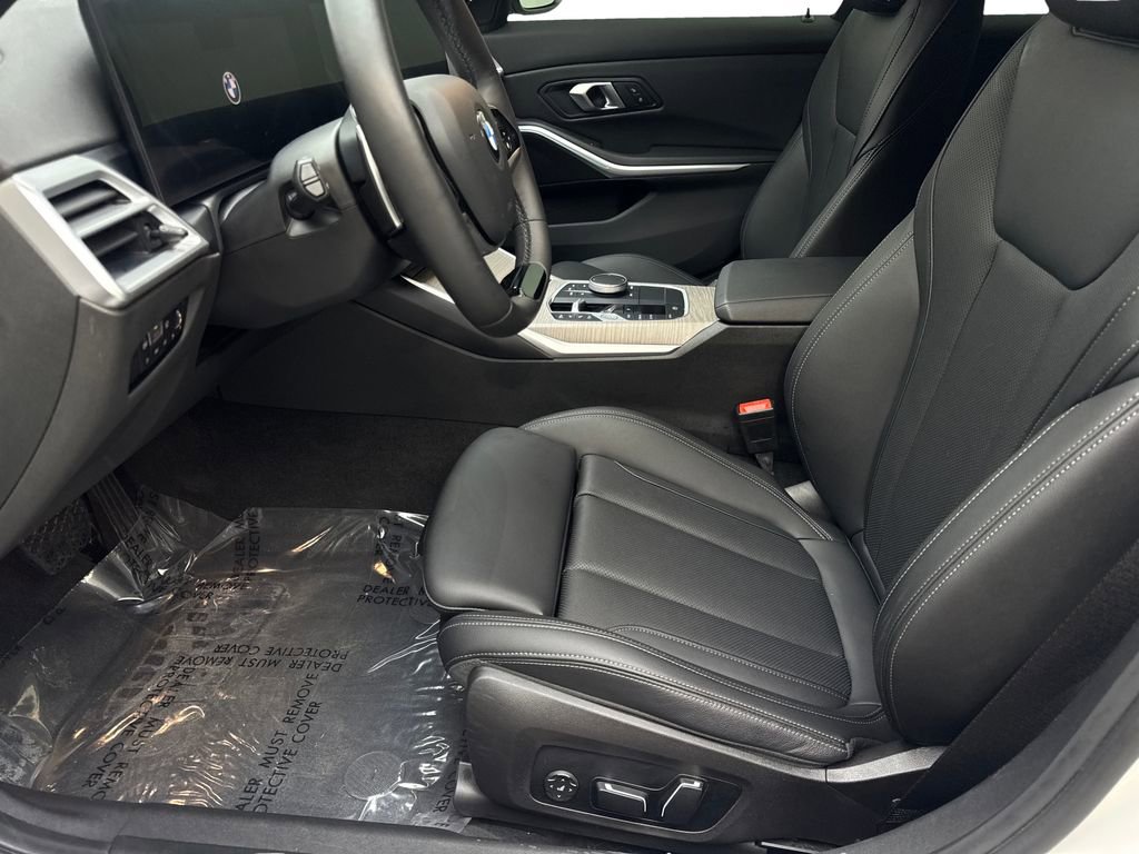 Used 2025 BMW 330i Sedan RWD image 26
