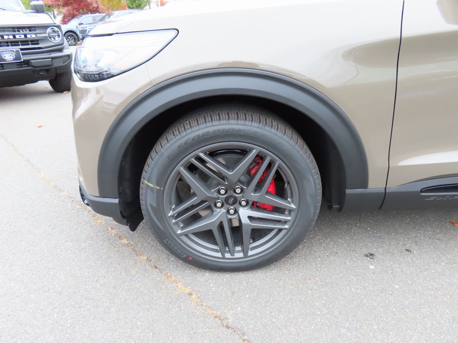 New 2026 Ford Explorer ST w/ Sun And Sound Package image 7