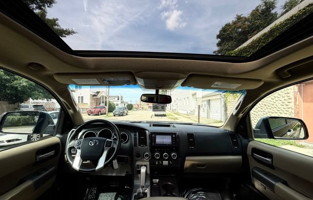 Used 2016 Toyota Sequoia Limited w/ Safety & Convenience Package AWD/4WD image 28