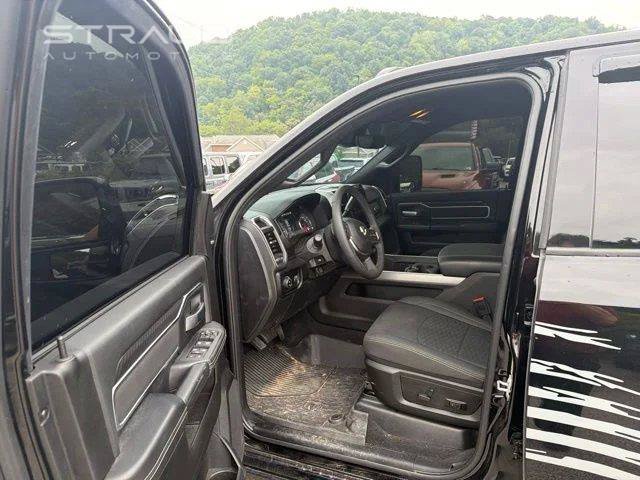 Used 2025 RAM 2500 Big Horn AWD/4WD image 15