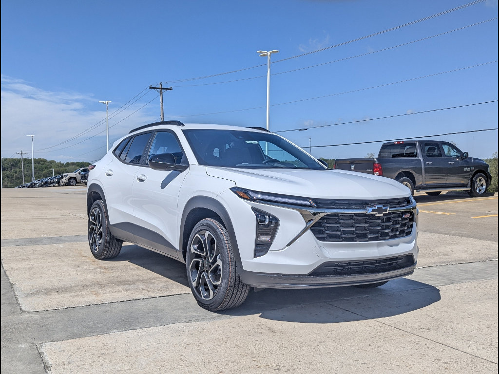 New 2026 Chevrolet Trax RS FWD image 5