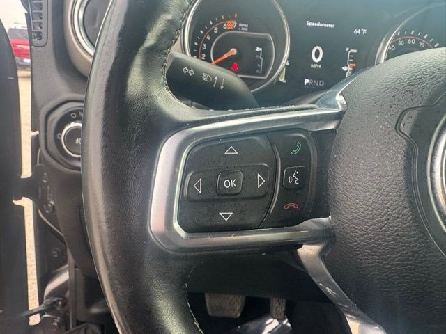 Used 2018 Jeep Wrangler Unlimited Sahara w/ Dual Top Group image 14