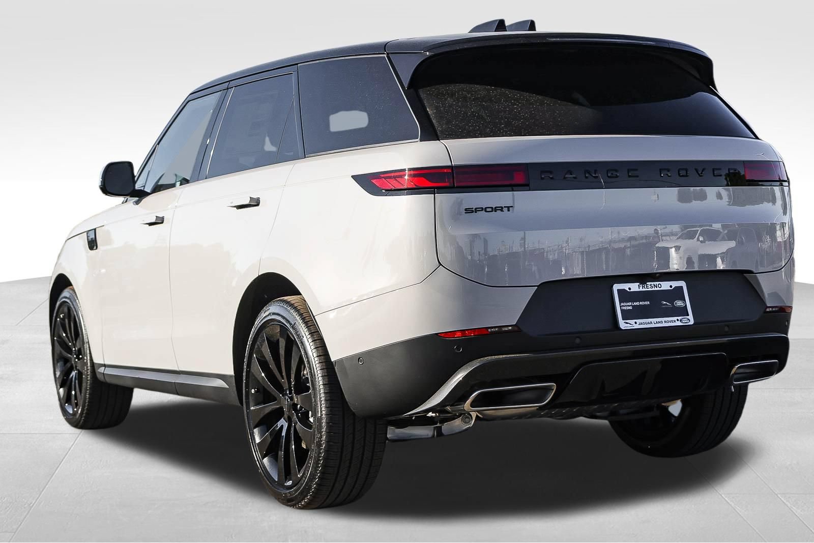 New 2026 Land Rover Range Rover Sport SE AWD/4WD image 7