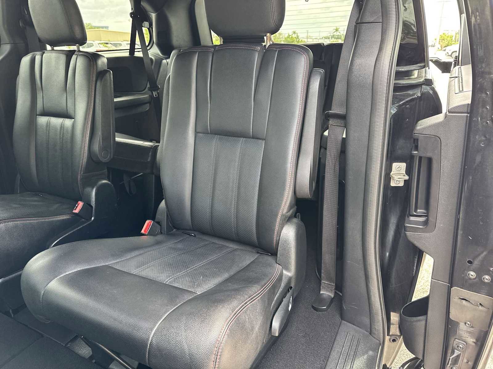 Used 2020 Dodge Grand Caravan GT FWD image 19