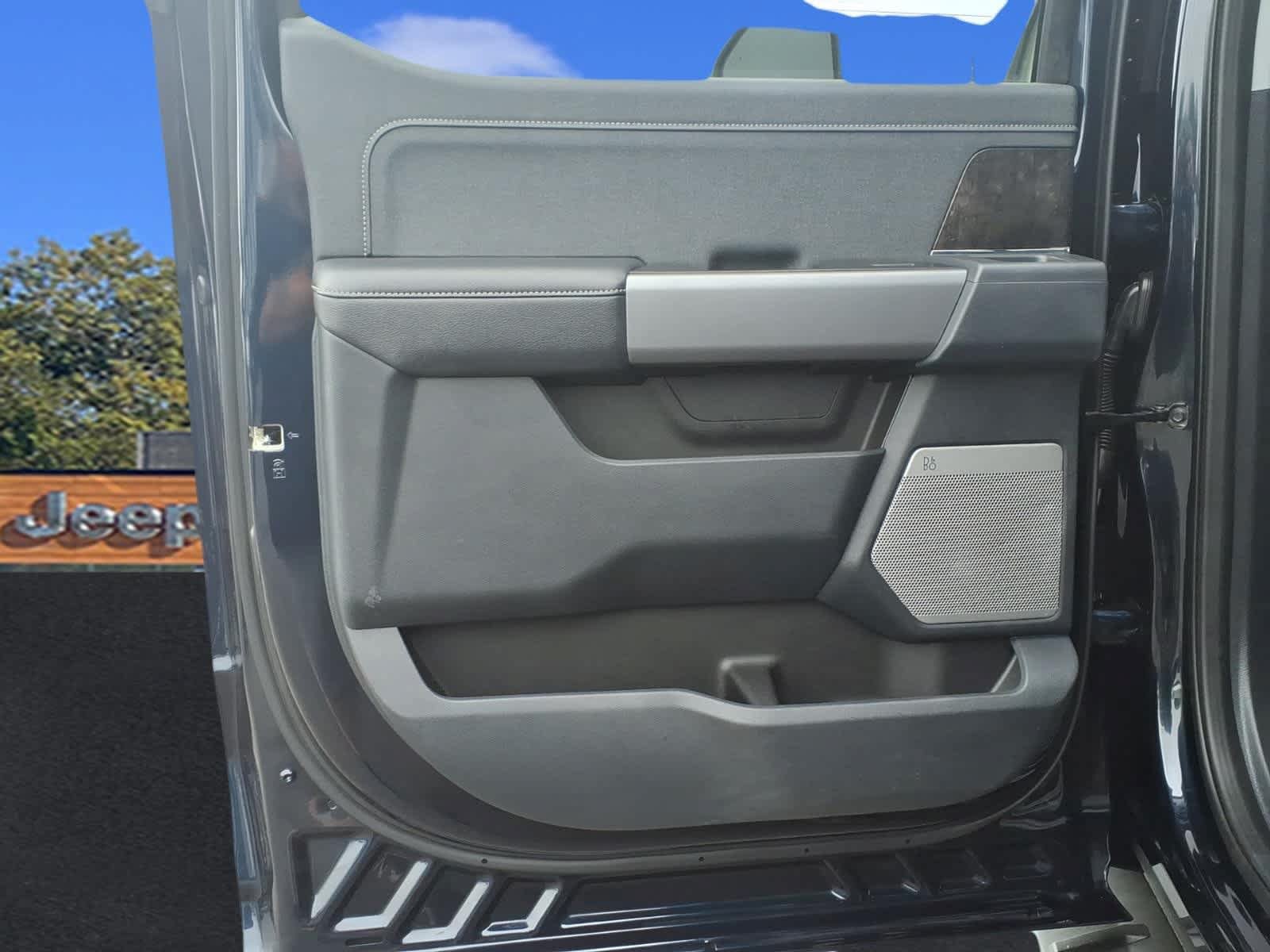 Used 2024 Ford F250 Lariat AWD/4WD image 27