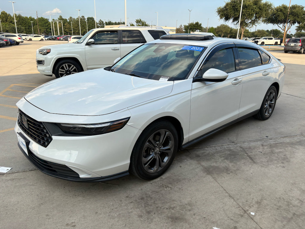Certified 2023 Honda Accord EX image 4