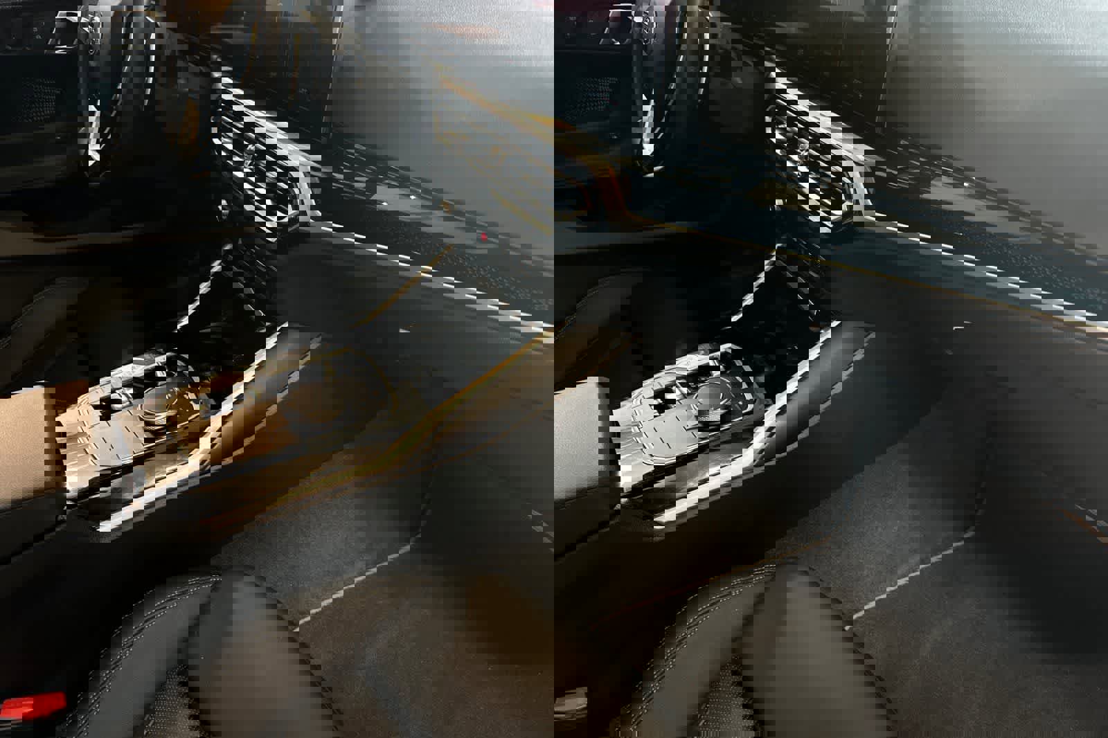 Used 2024 BMW 230i Coupe w/ Convenience Package image 17