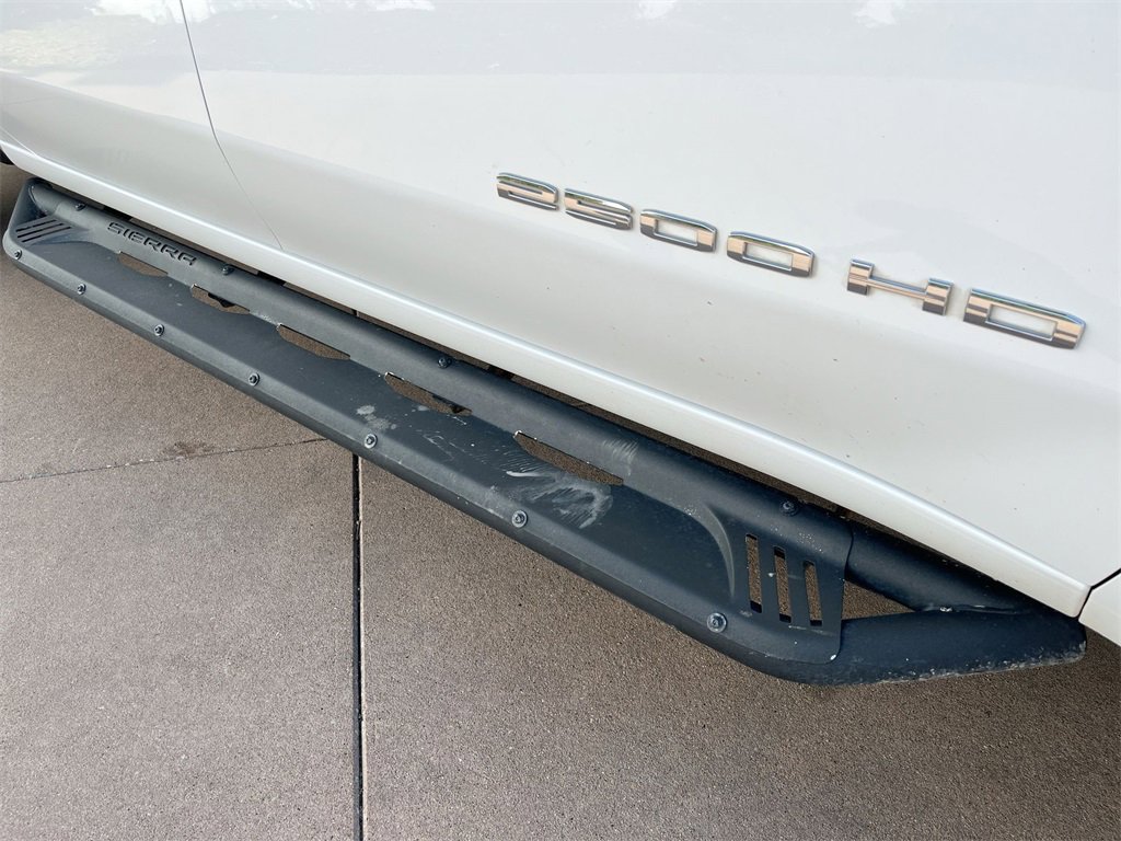 Used 2021 GMC Sierra 2500 SLT w/ SLT Convenience Package image 10