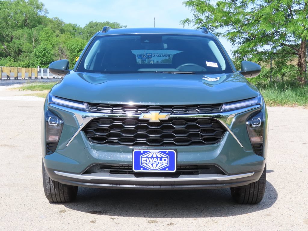 New 2026 Chevrolet Trax LT w/ Driver Confidence Package FWD image 16